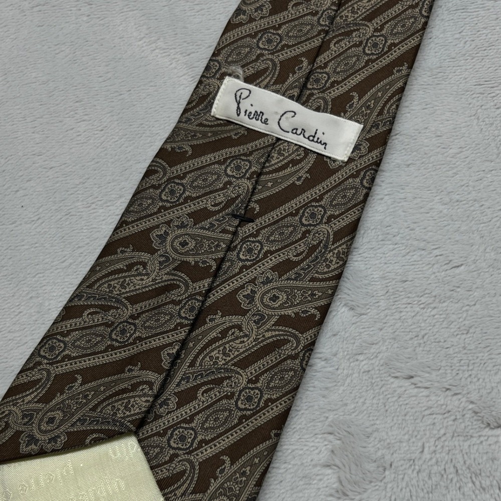 Pierre Cardin Paisley Mens Necktie OS Brown Silk Blend Vintage Pattern‎